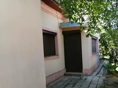curte spatioasa casa vanzare cumparare Sector 1 Bucuresti